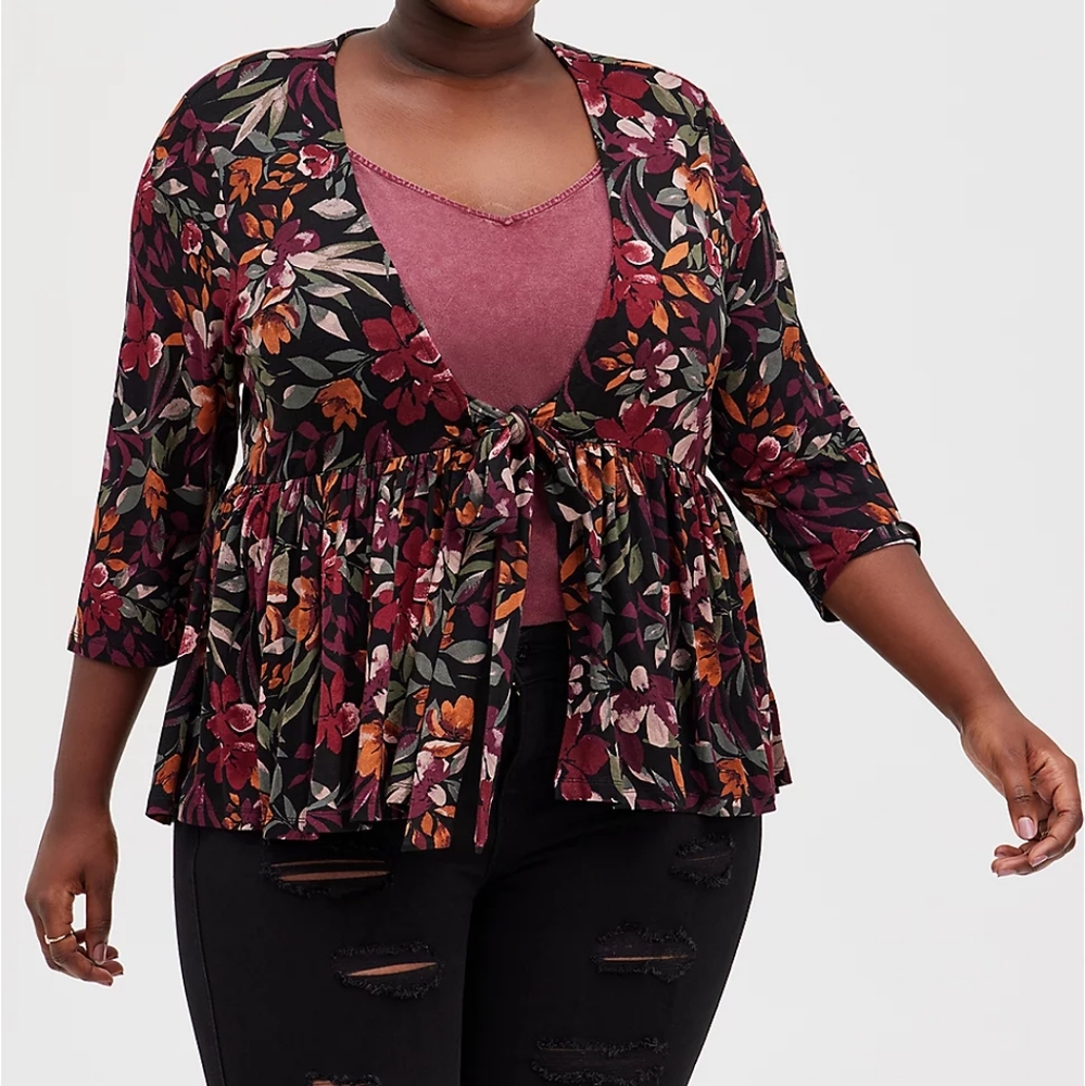 NWOT BLACK FLORAL KNIT BABYDOLL JACKET